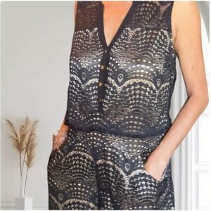 Cache Black Lace Scalloped Sleeveless Romper Henley Gold Lining Large